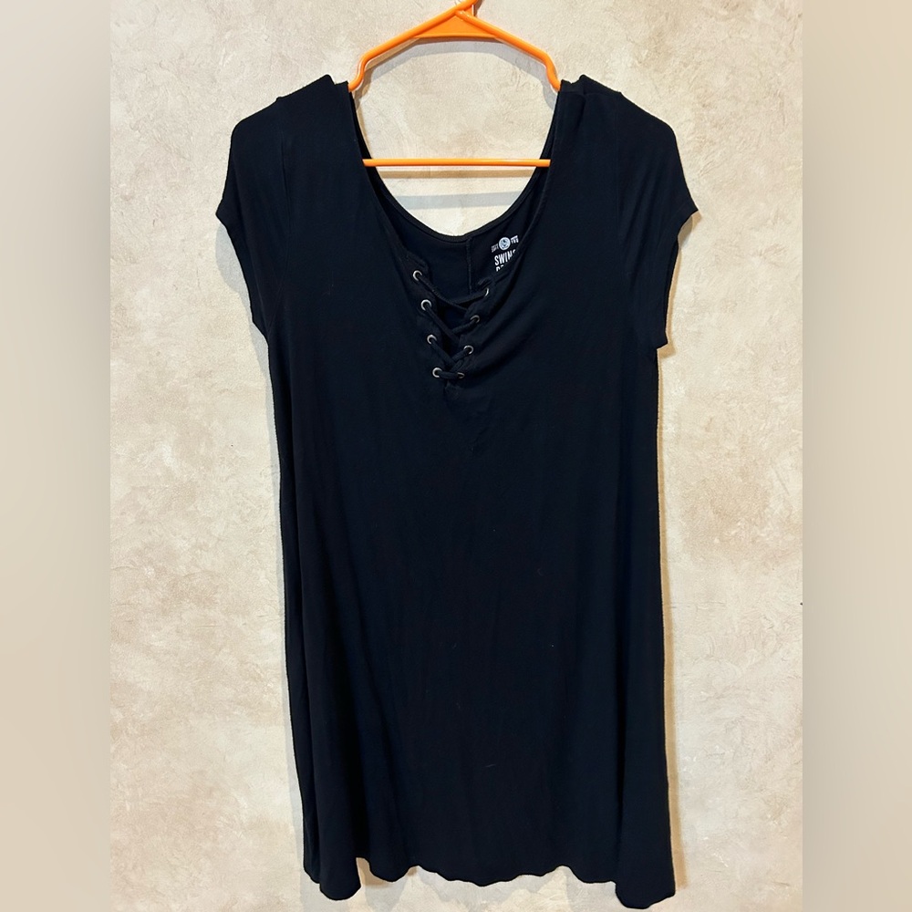 Swing Dress Black Lace-Up V-Neck Women's knit t shirt dress knee length medium
